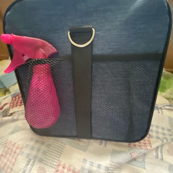 Cat Carrier - Picture 10 of 11